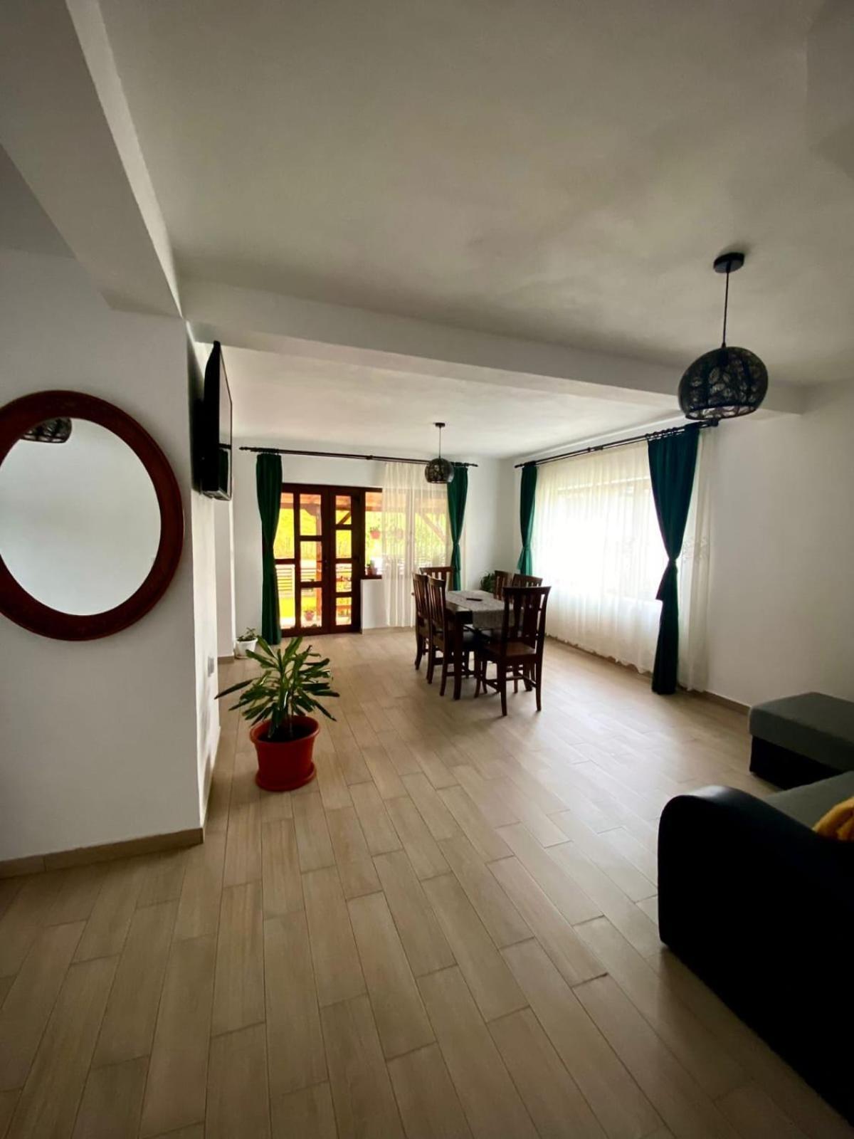 Casa Alex Hotel Curtea de Argeş Eksteriør billede