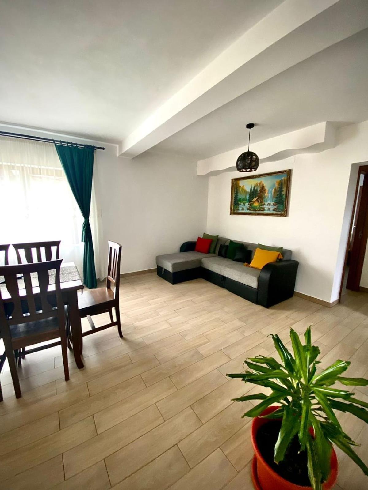 Casa Alex Hotel Curtea de Argeş Eksteriør billede