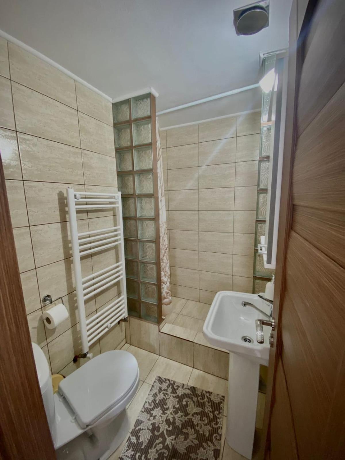 Casa Alex Hotel Curtea de Argeş Eksteriør billede