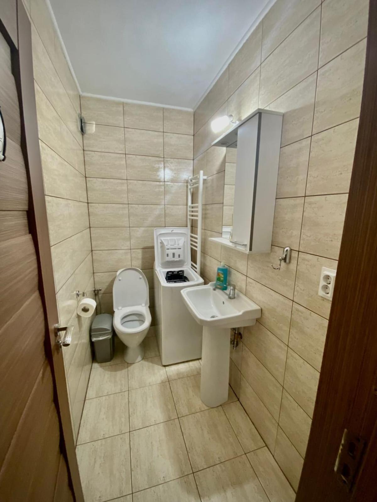 Casa Alex Hotel Curtea de Argeş Eksteriør billede