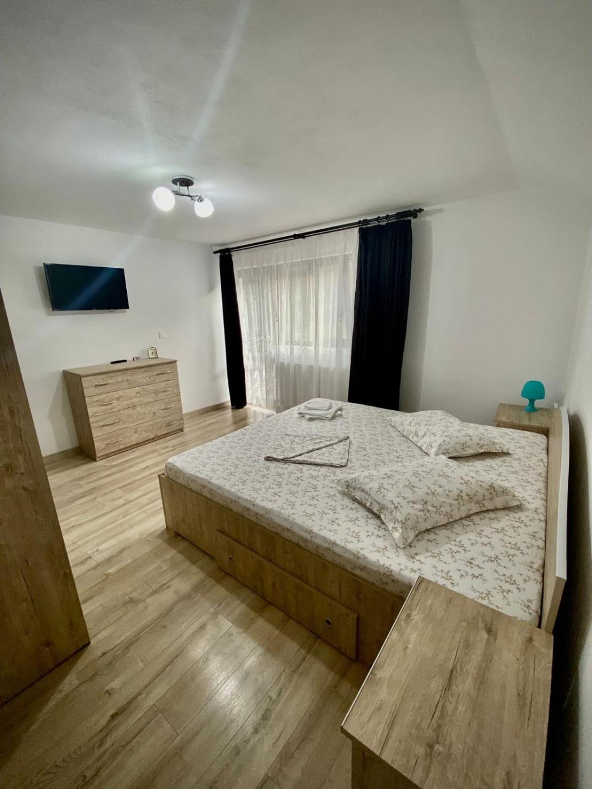 Casa Alex Hotel Curtea de Argeş Eksteriør billede