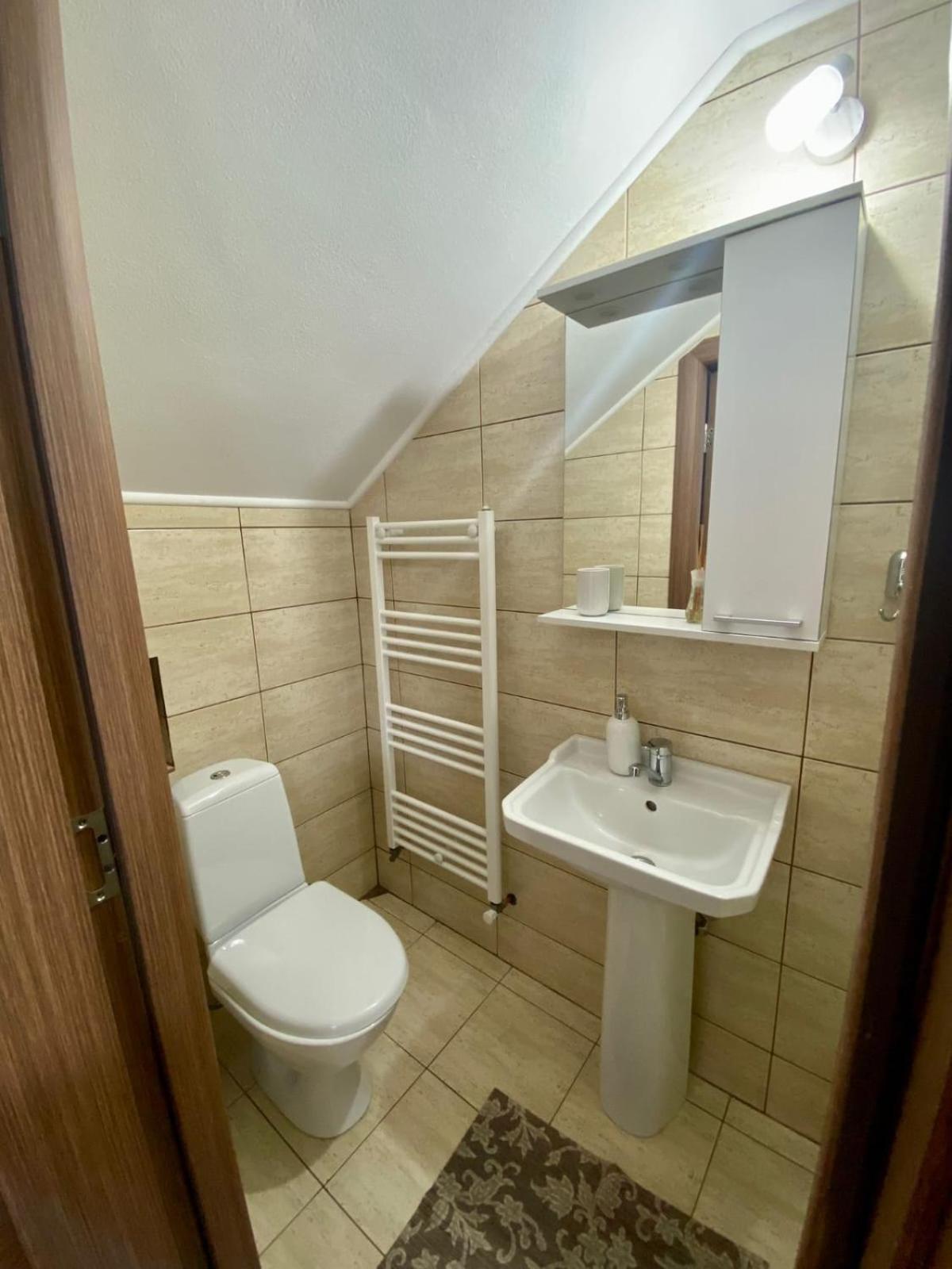 Casa Alex Hotel Curtea de Argeş Eksteriør billede